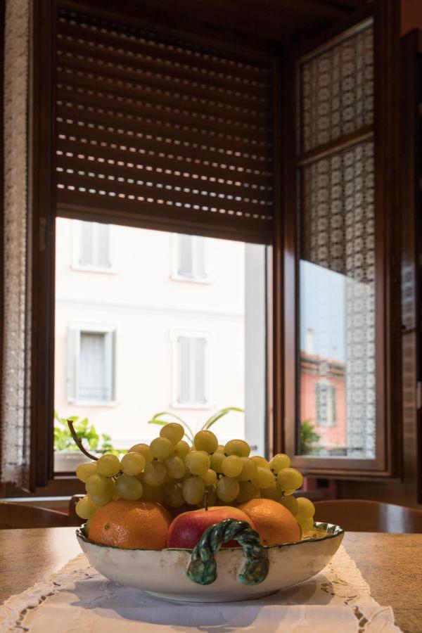 A Casa Di Anna, Elegant Flat In Cremona Leilighet Eksteriør bilde