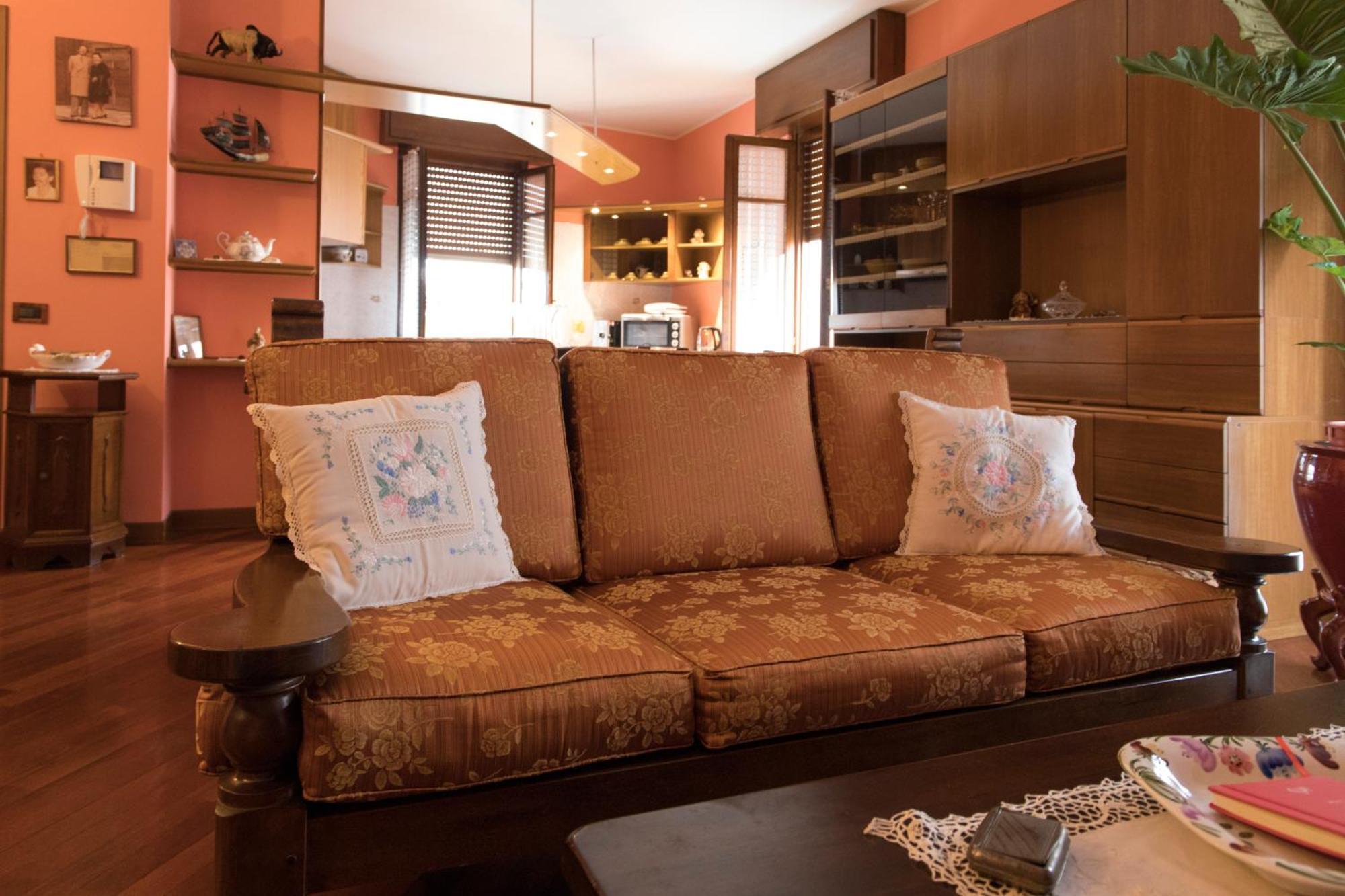 A Casa Di Anna, Elegant Flat In Cremona Leilighet Eksteriør bilde